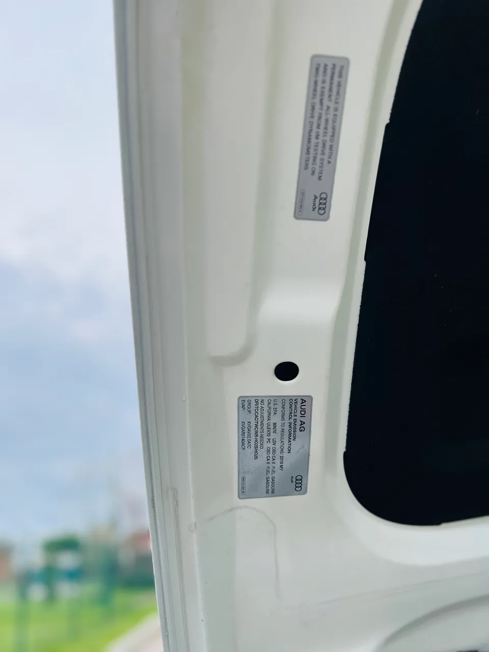 Audi A4 - фото 33