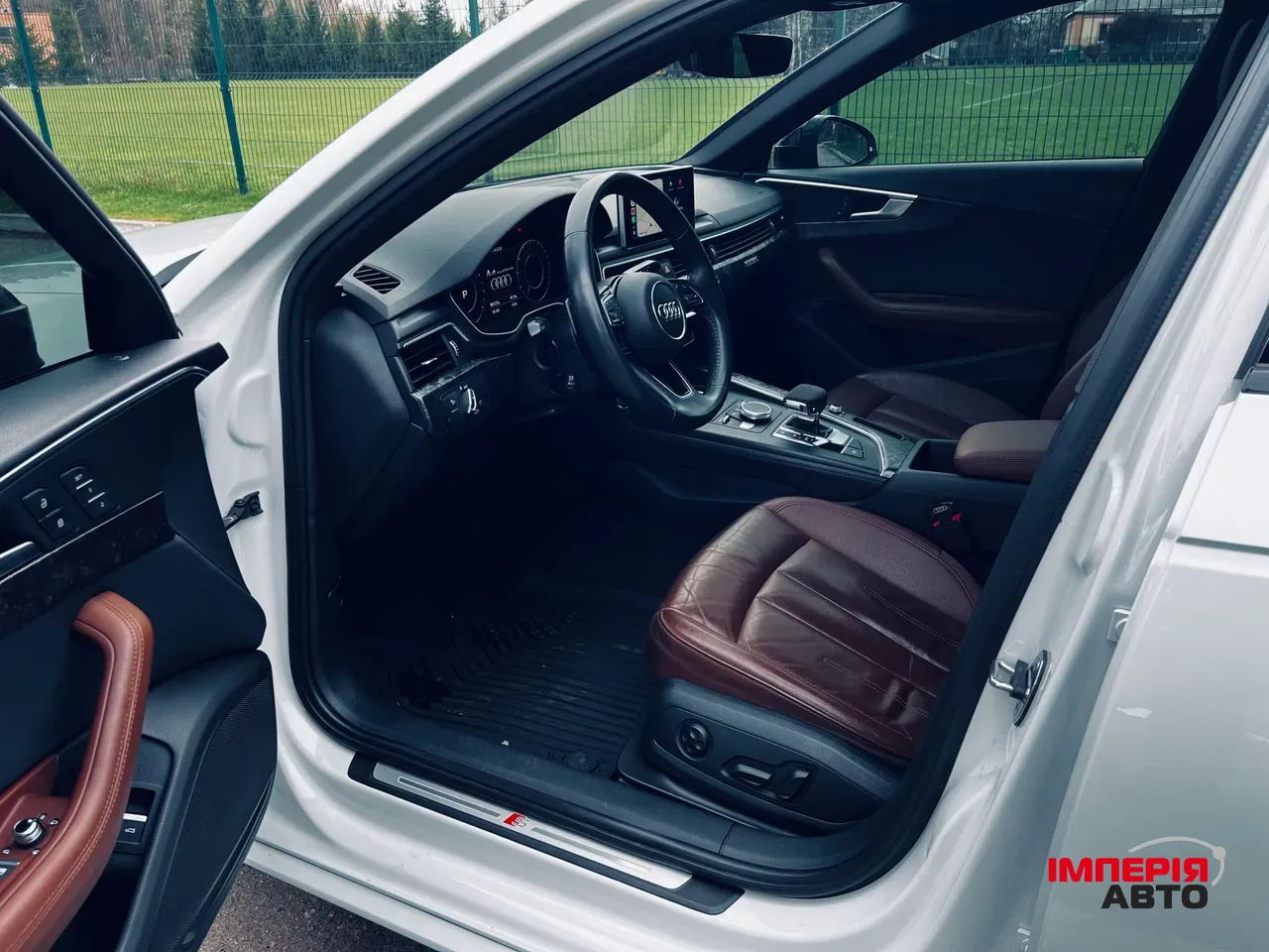 Audi A4 - фото 44