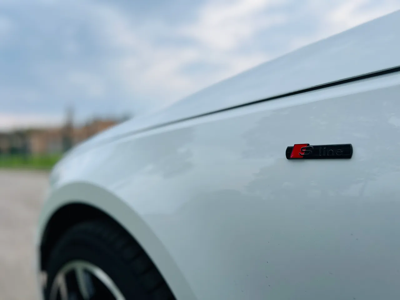 Audi A4 - фото 26