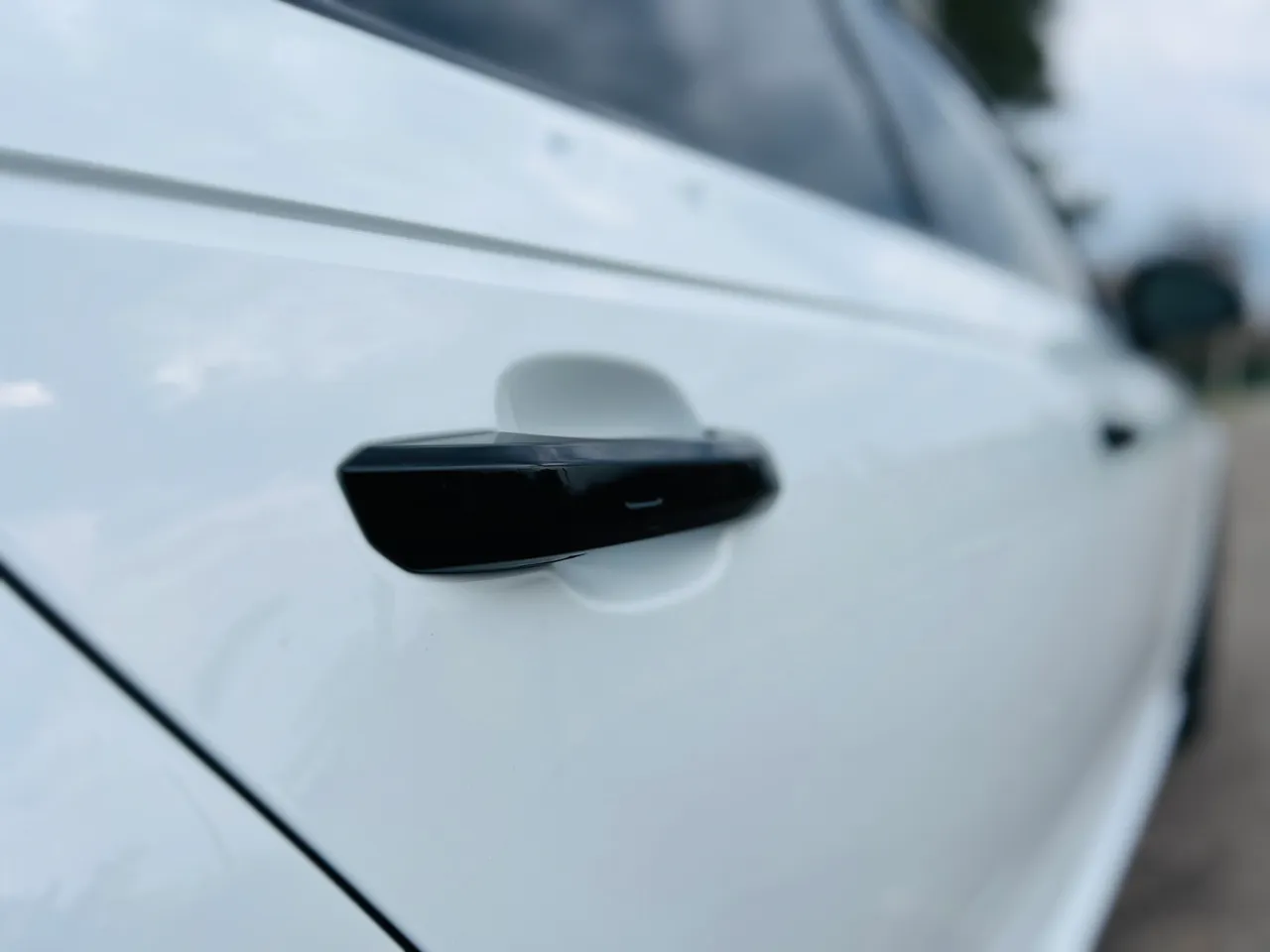 Audi A4 - фото 20