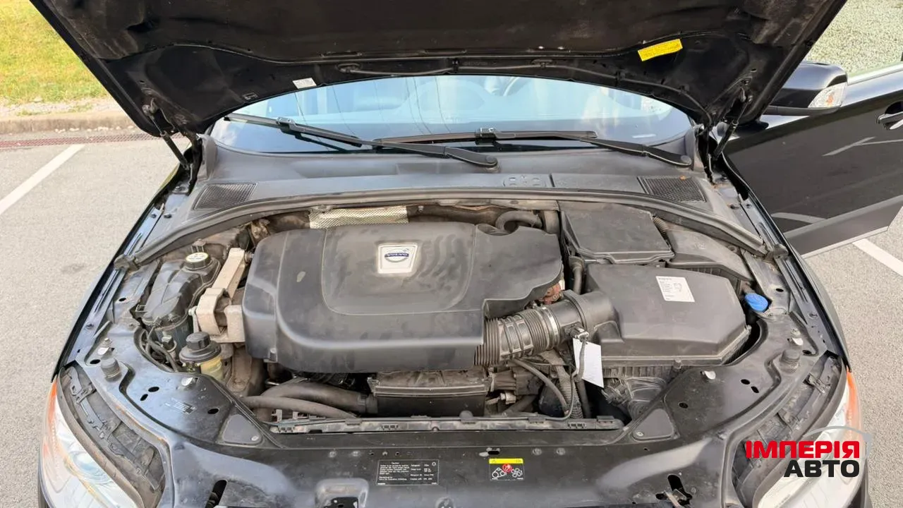 Volvo XC70 - фото 9