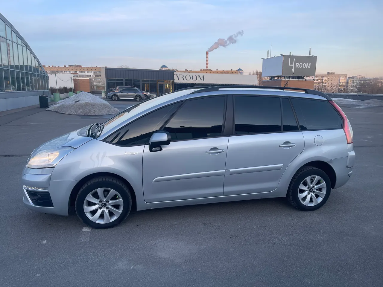 Citroen C4 Picasso - фото 21