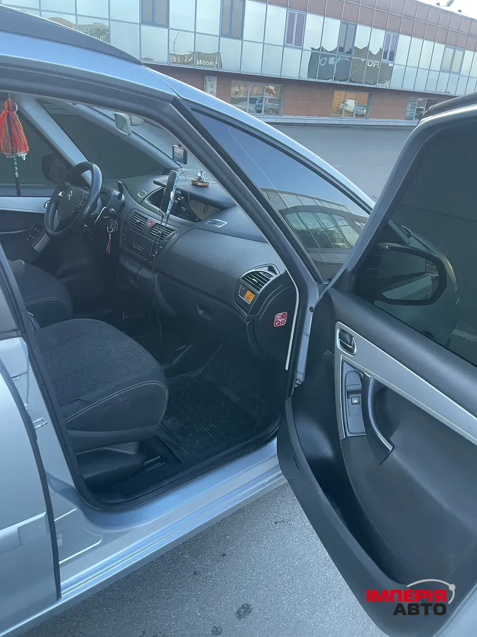 Citroen C4 Picasso - фото 14