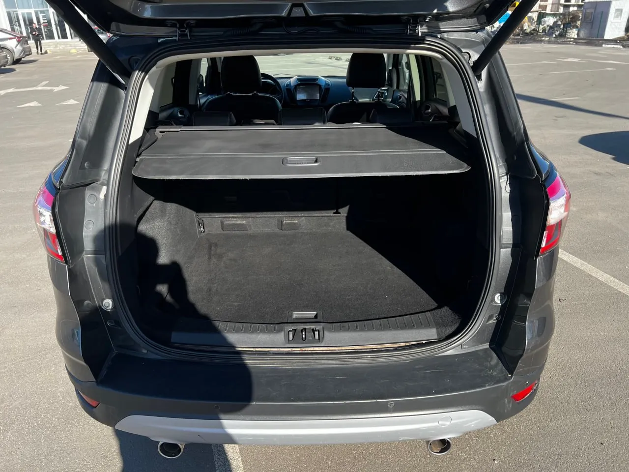 Ford Kuga - фото 8