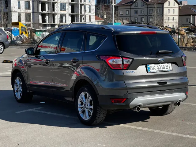 Ford Kuga - фото 3