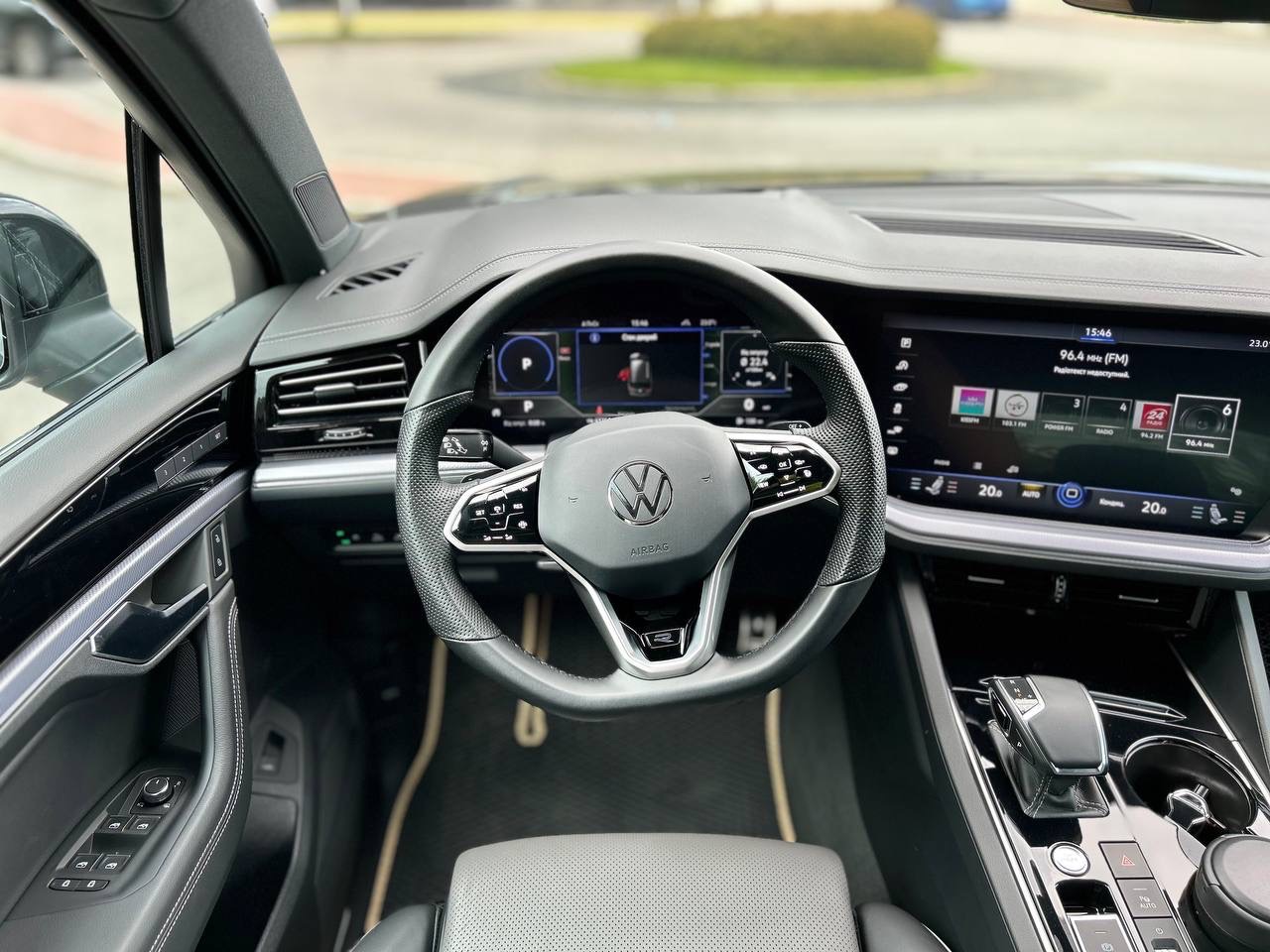 Volkswagen Touareg - фото 52