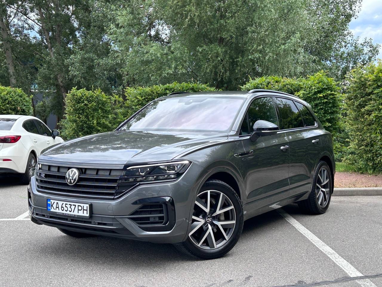 Volkswagen Touareg - фото 36