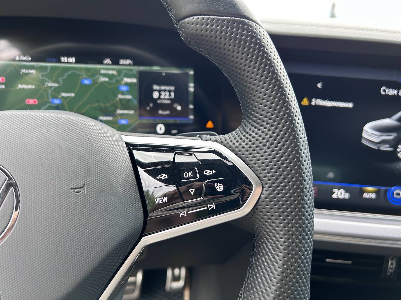 Volkswagen Touareg - фото 14