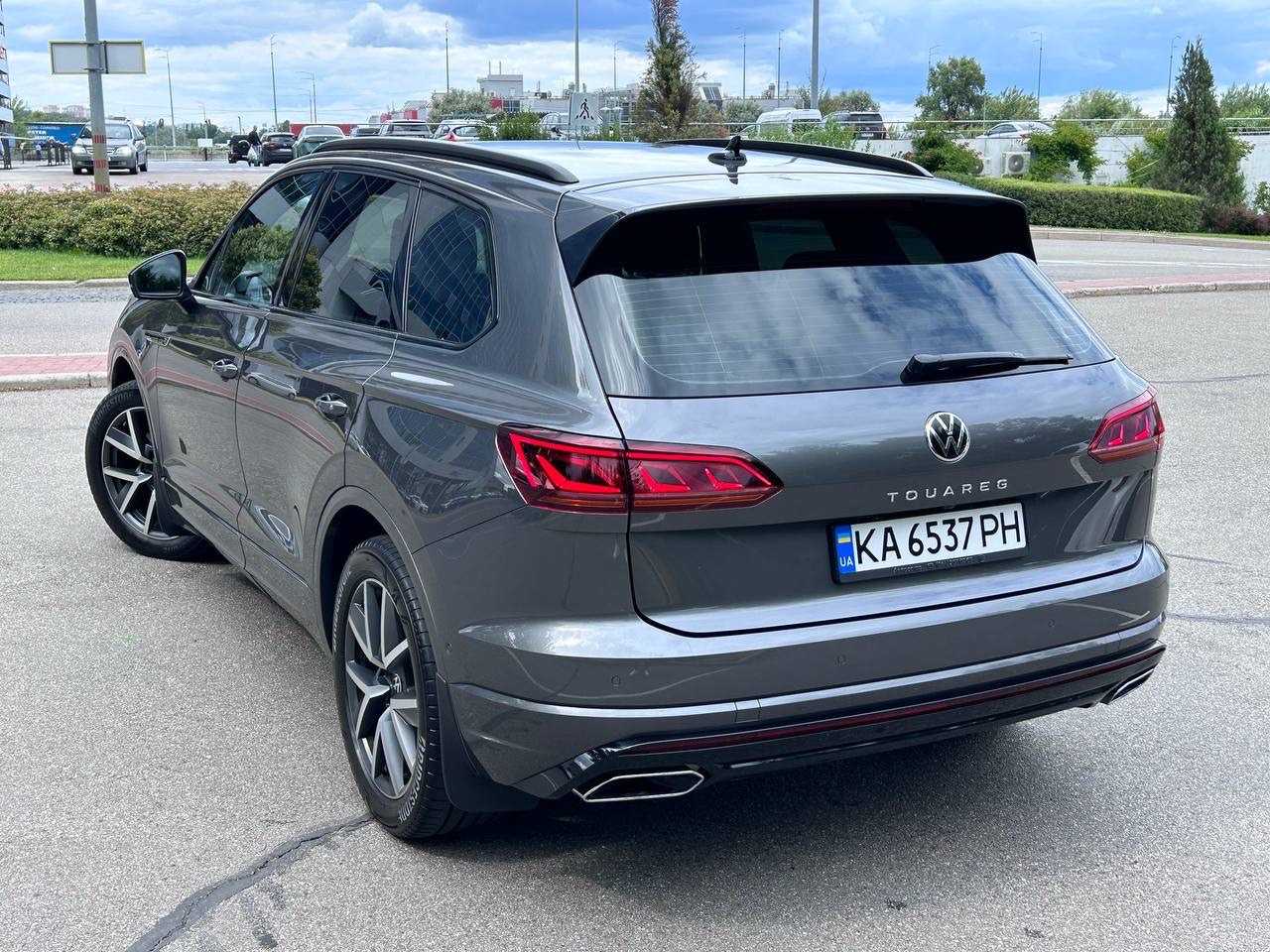Volkswagen Touareg - фото 48