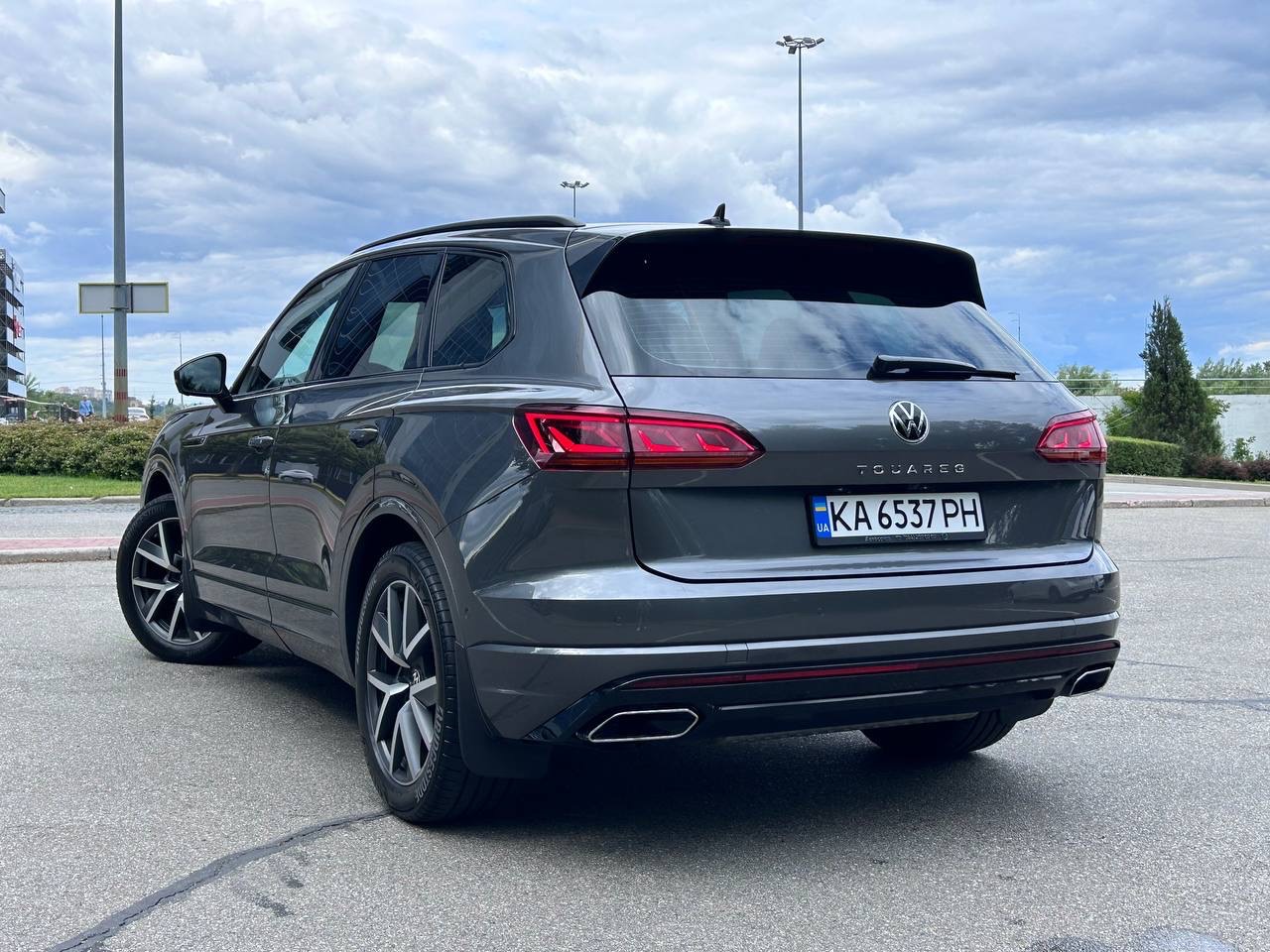 Volkswagen Touareg - фото 4