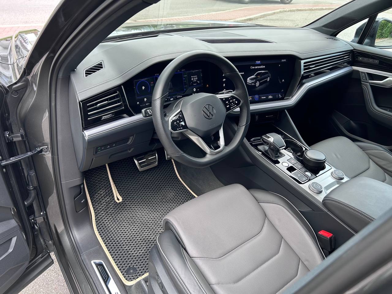 Volkswagen Touareg - фото 10