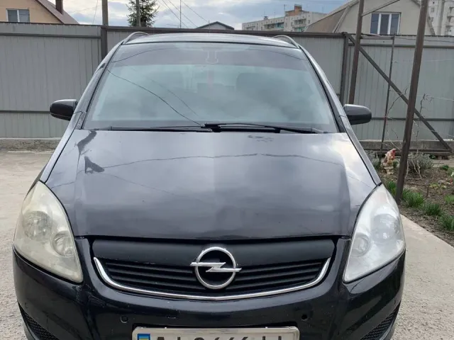 Opel Zafira - фото 3