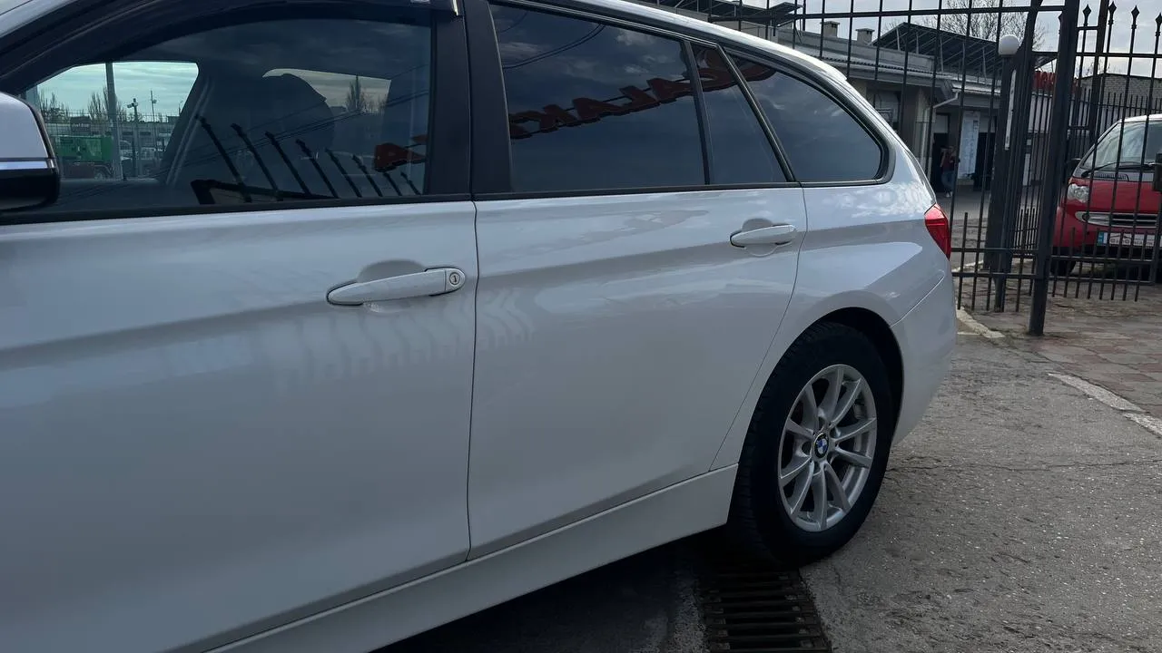 BMW 3 серії - фото 3