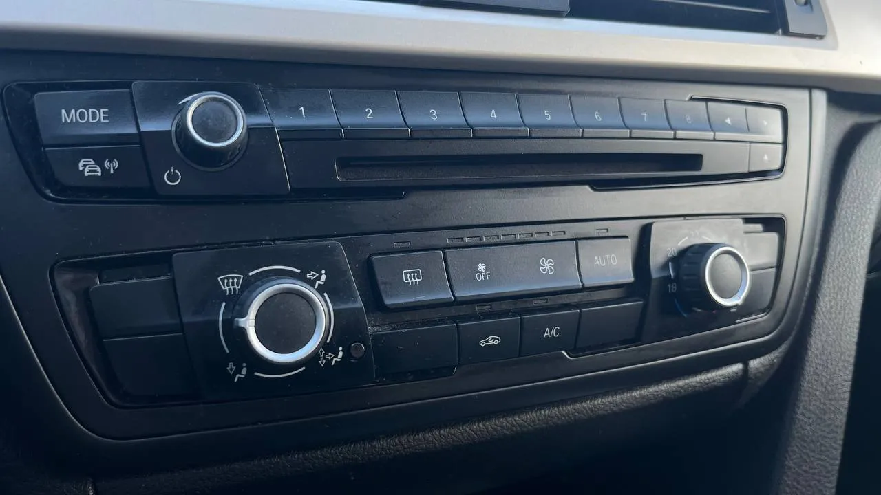 BMW 3 серії - фото 37