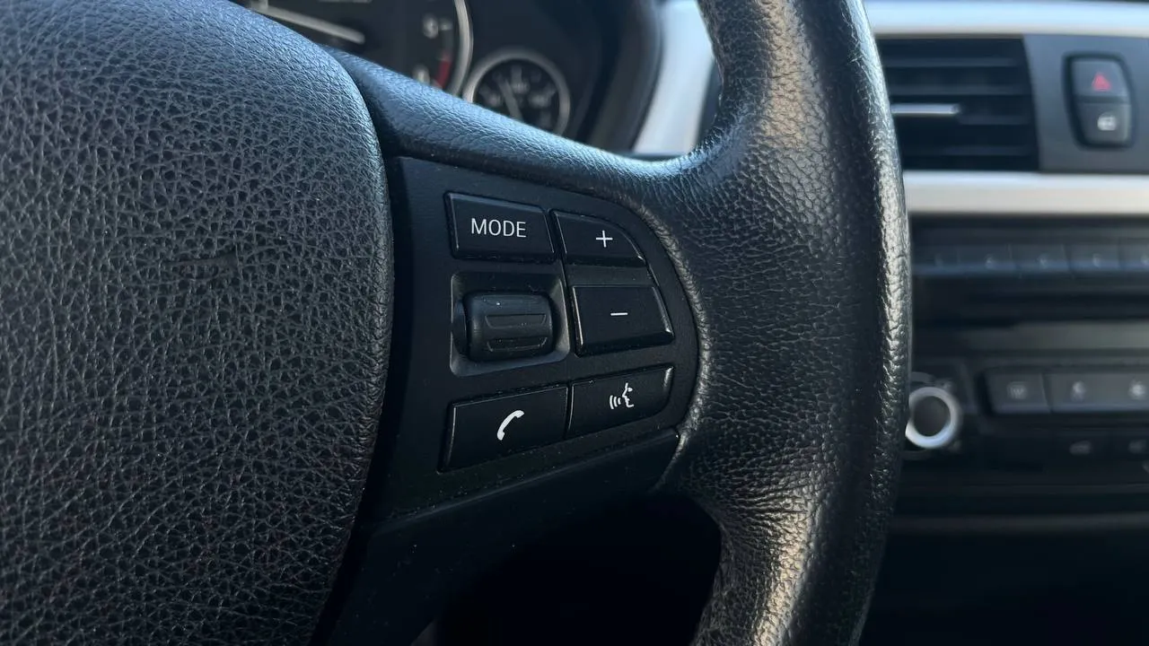 BMW 3 серії - фото 30