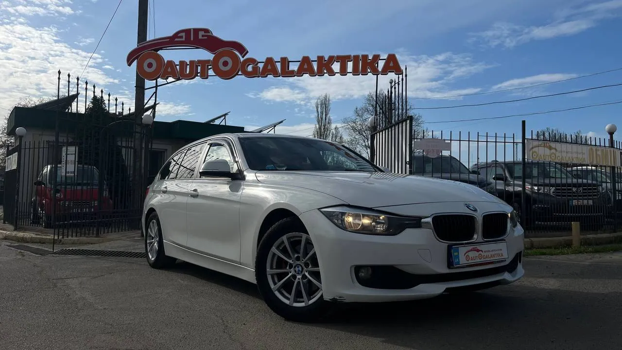 BMW 3 серії - фото 1