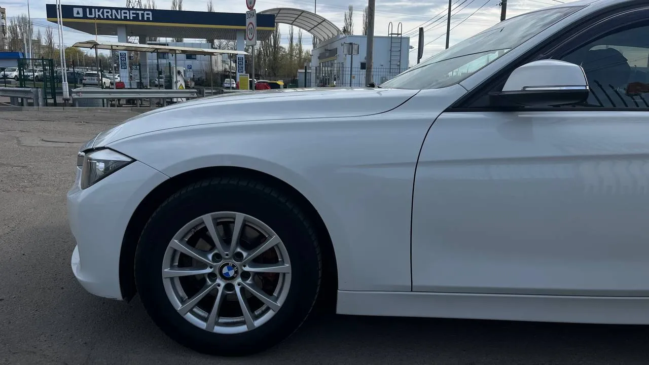 BMW 3 серії - фото 4