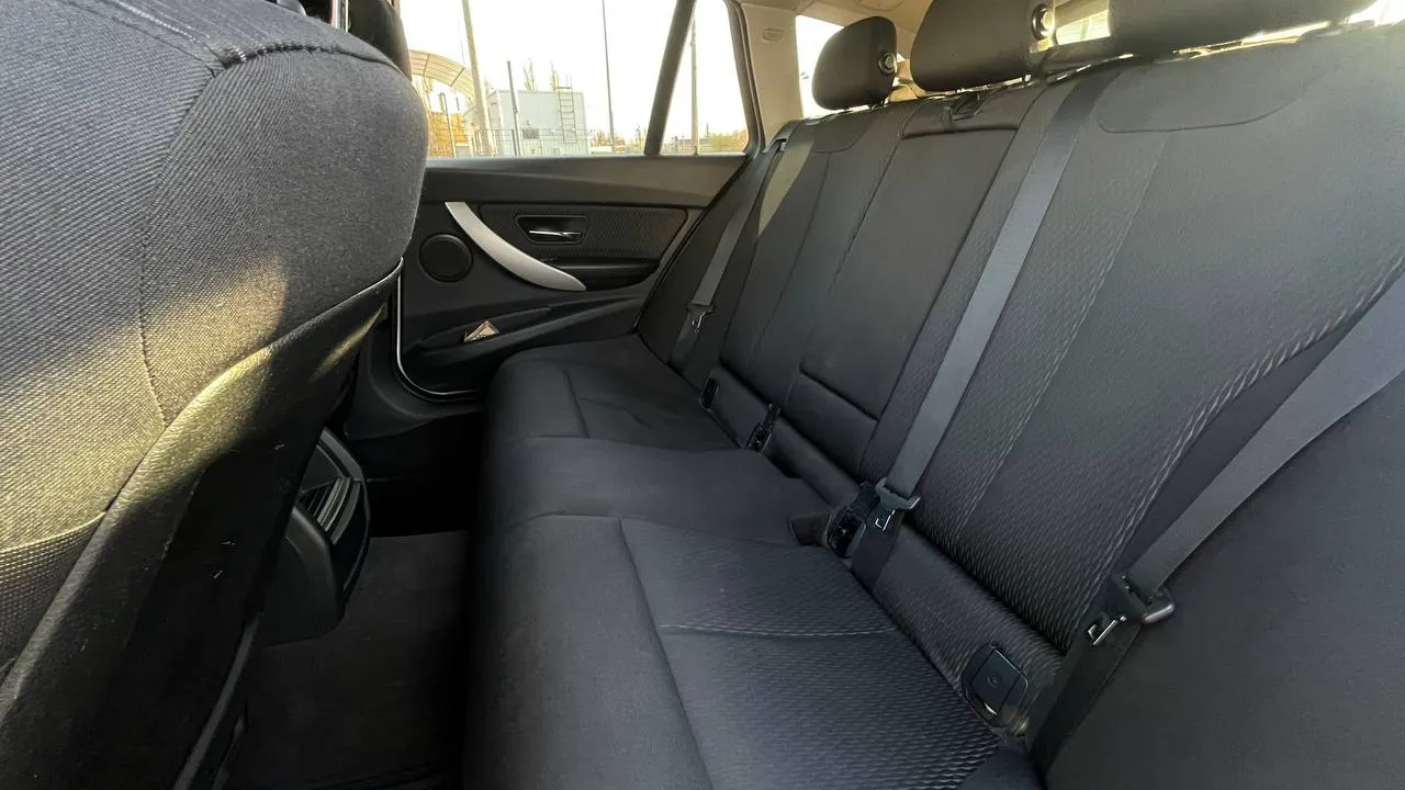 BMW 3 серії - фото 40