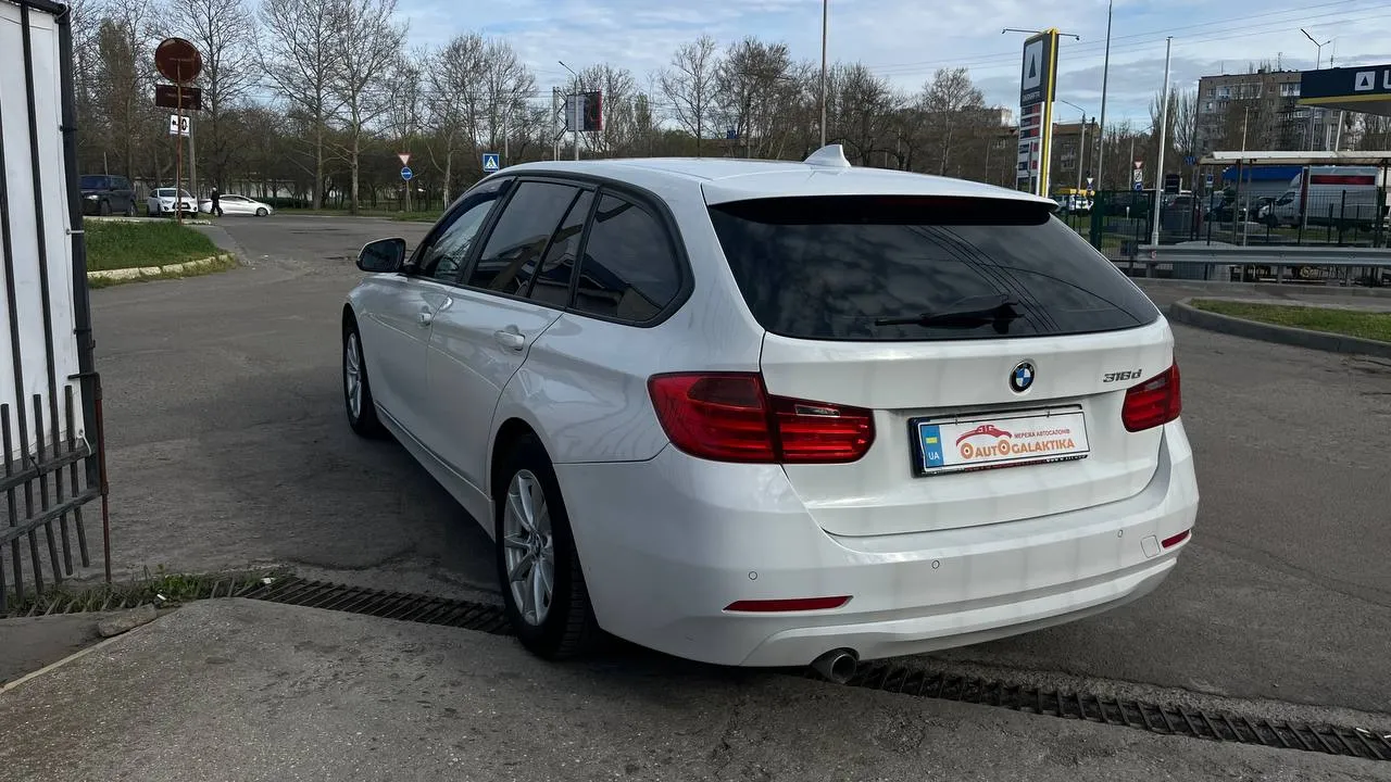 BMW 3 серії - фото 9