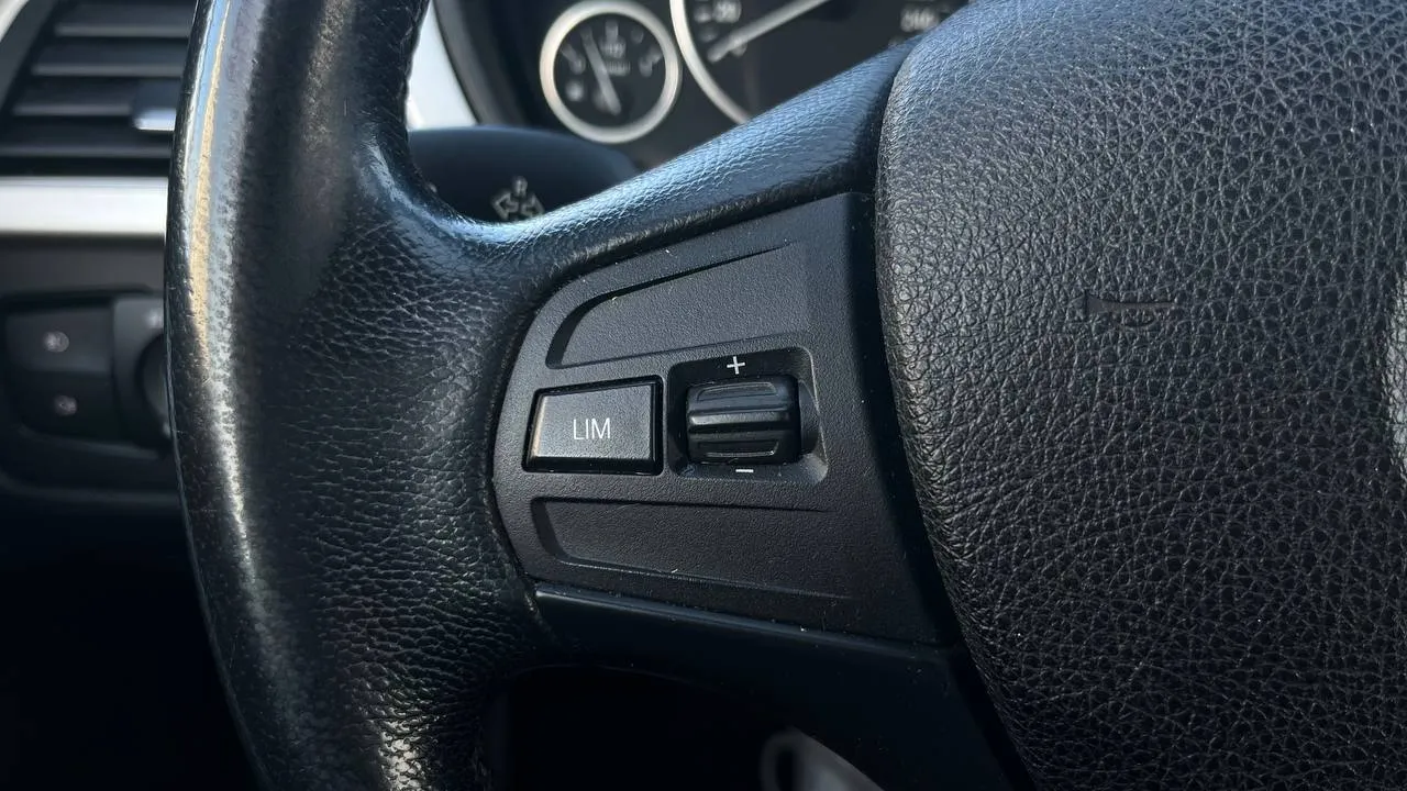 BMW 3 серії - фото 31