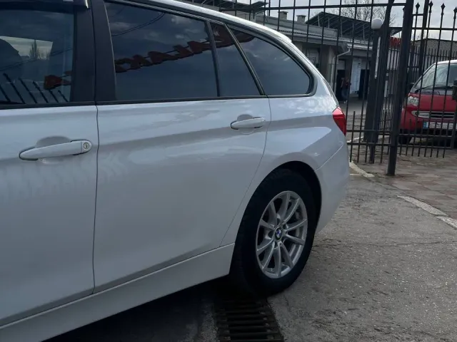 BMW 3 серії - фото 3