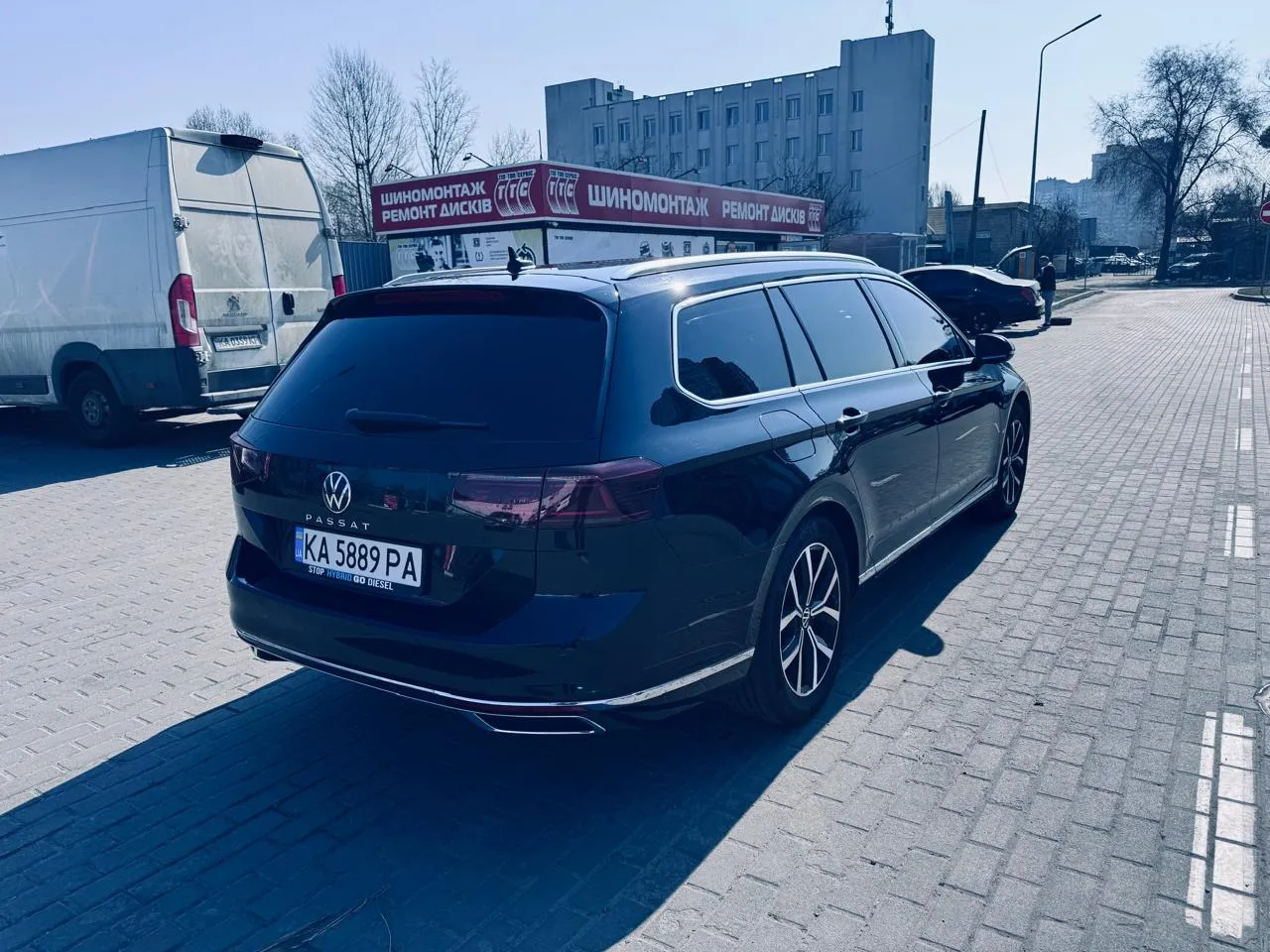 Volkswagen Passat - фото 13