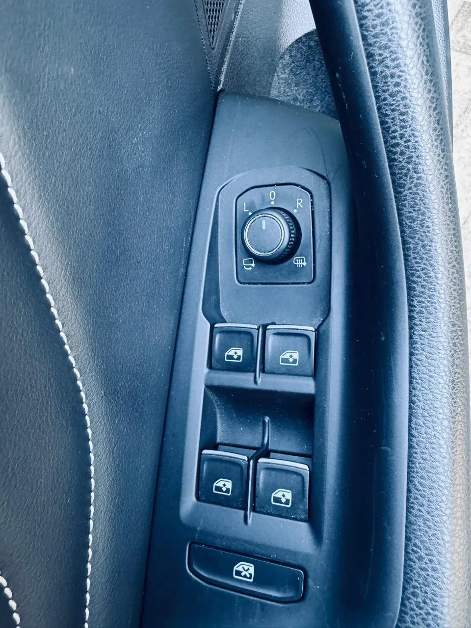 Volkswagen Passat - фото 28