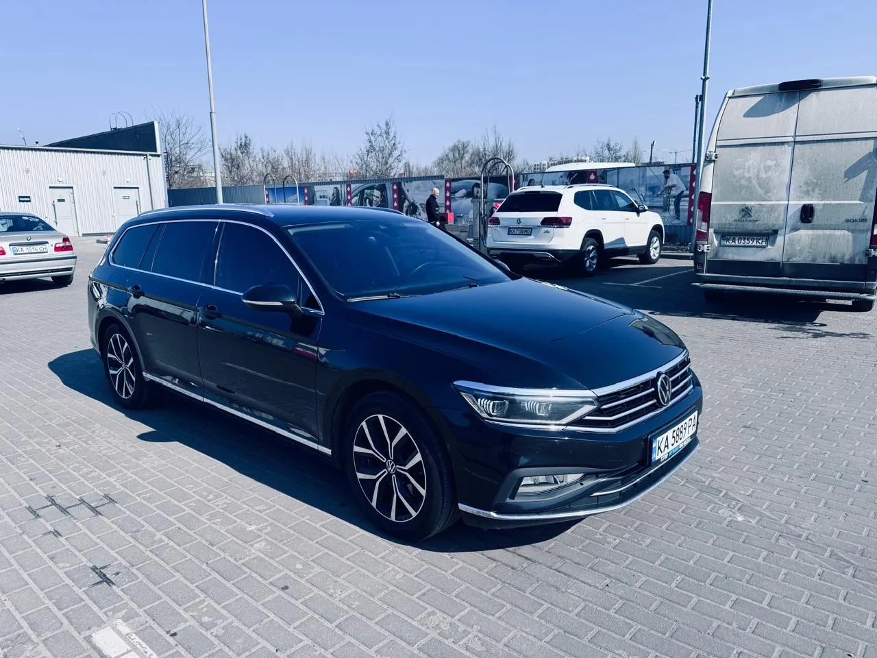 Volkswagen Passat - фото 6