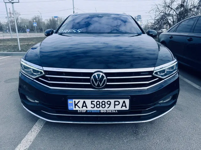 Volkswagen Passat - фото 1