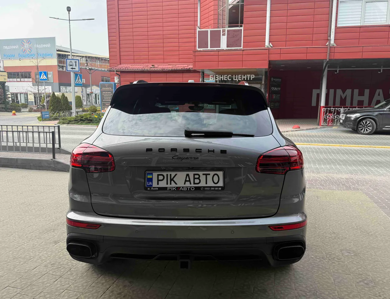 Porsche Cayenne - фото 6