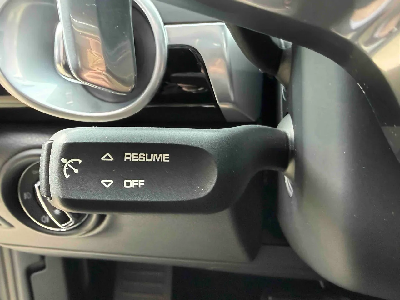 Porsche Cayenne - фото 24