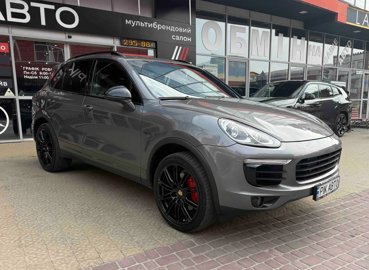 Porsche Cayenne - фото 2