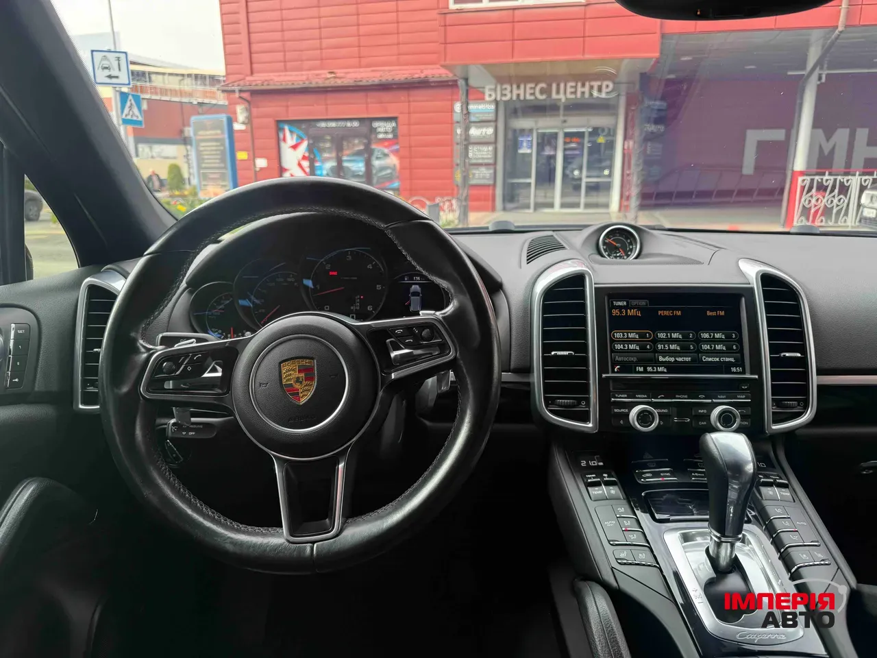 Porsche Cayenne - фото 39