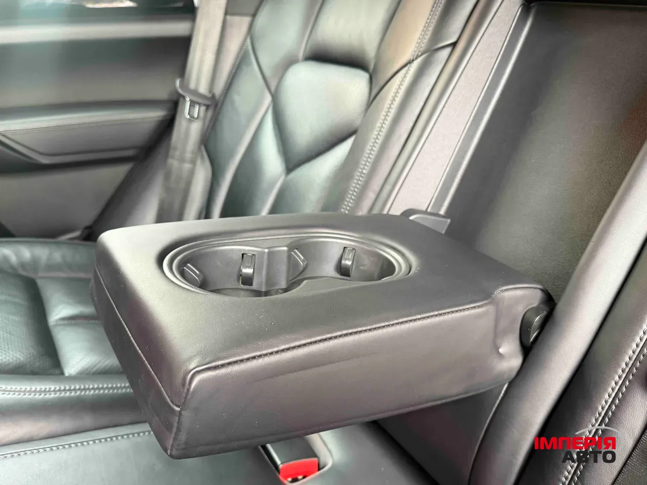 Porsche Cayenne - фото 37