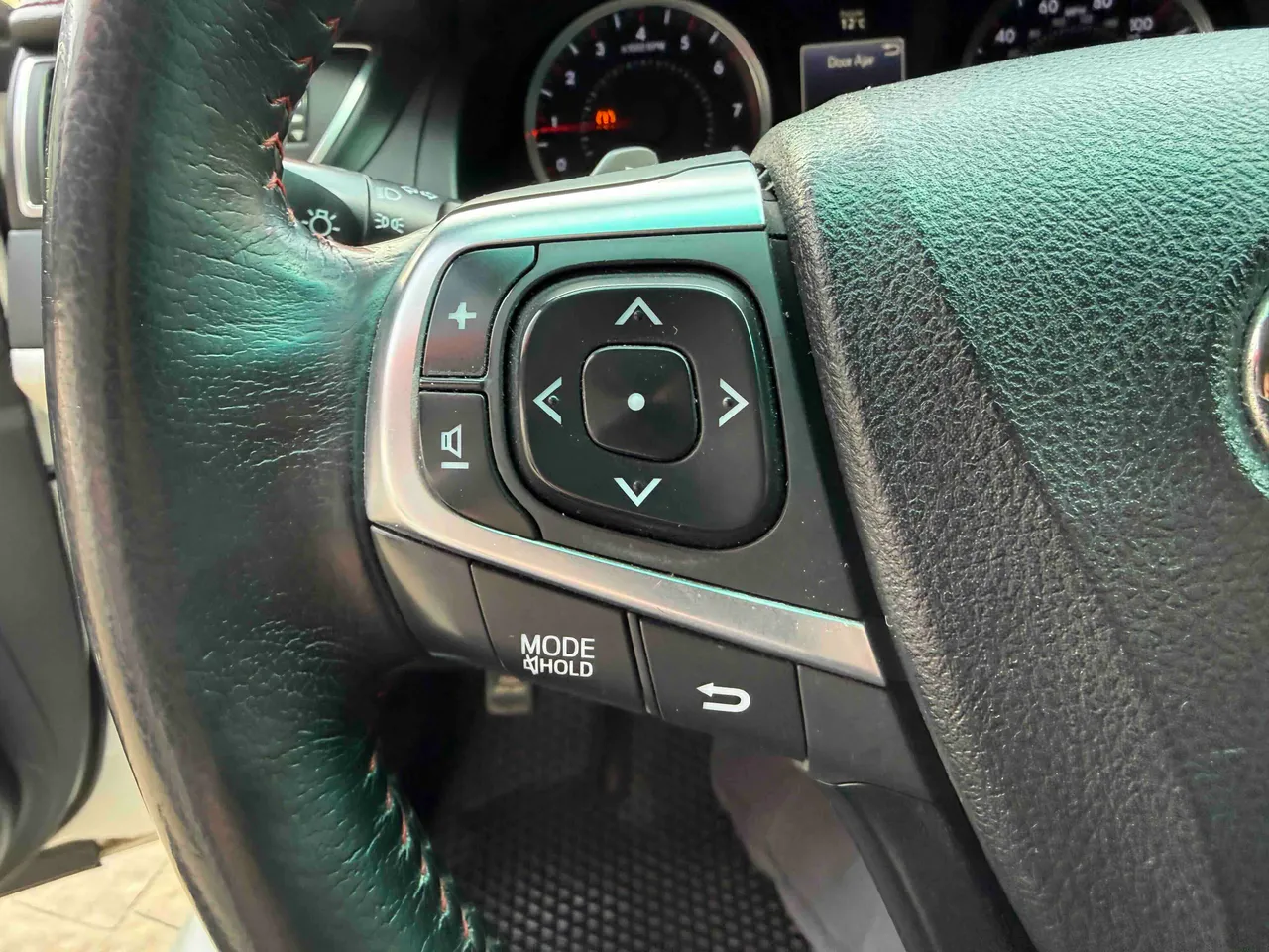 Toyota Camry - фото 16