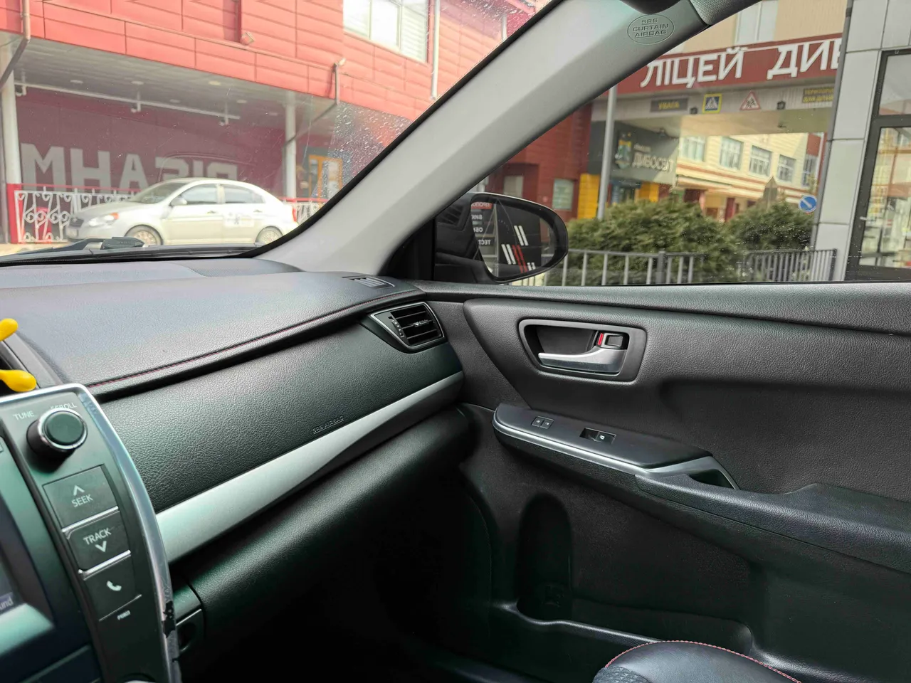 Toyota Camry - фото 24