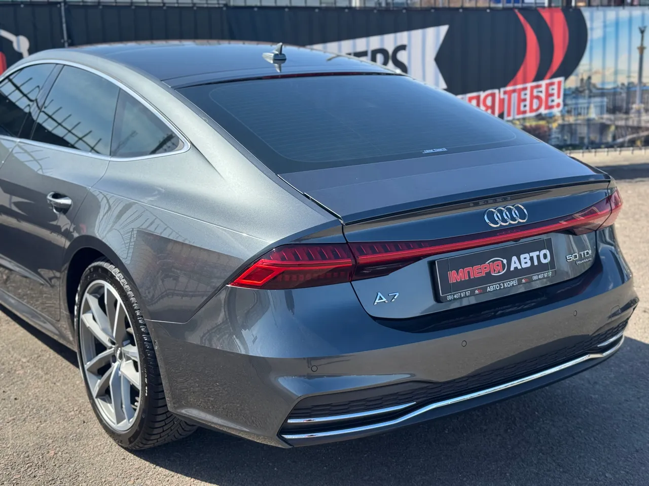 Audi A7 - фото 9