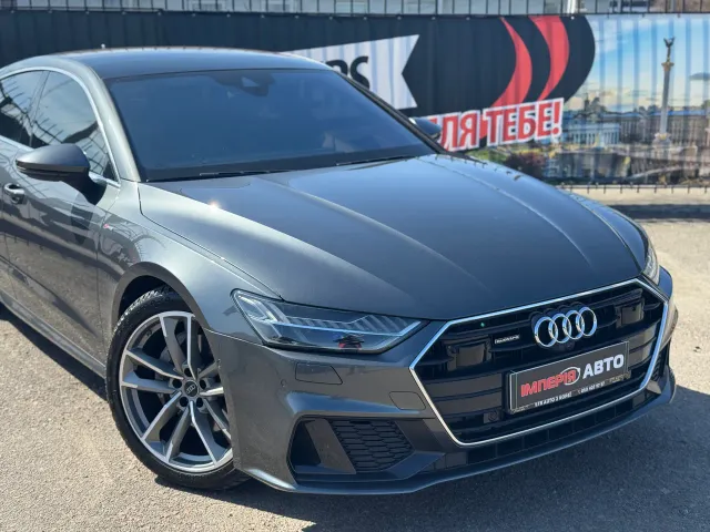 Audi A7 - фото 4