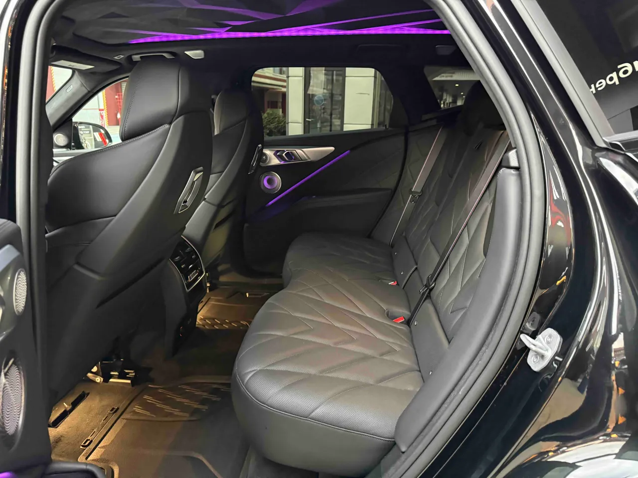 BMW XM - фото 46