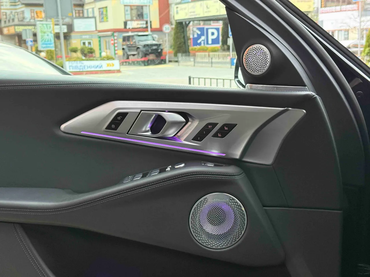 BMW XM - фото 54