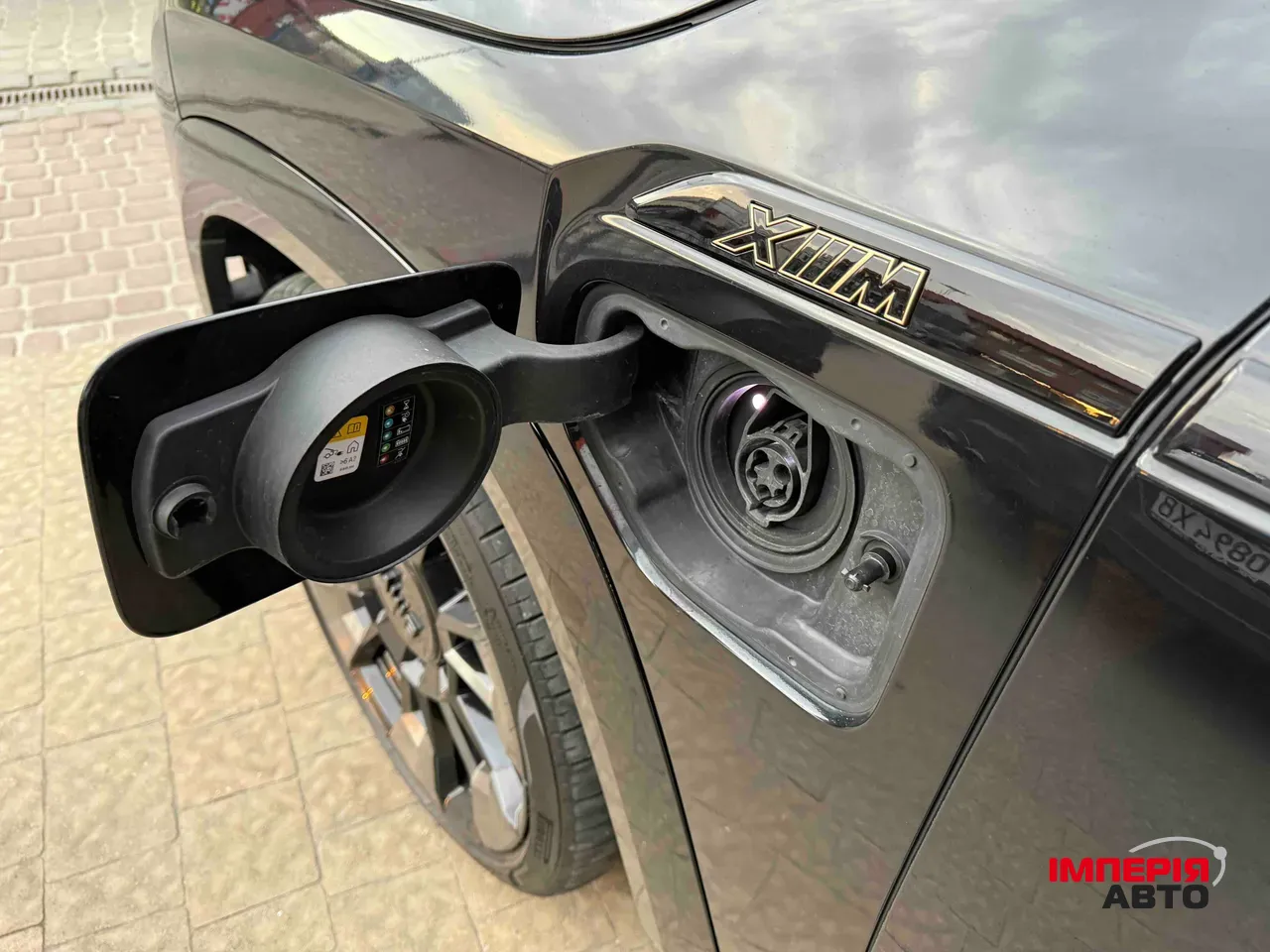 BMW XM - фото 10