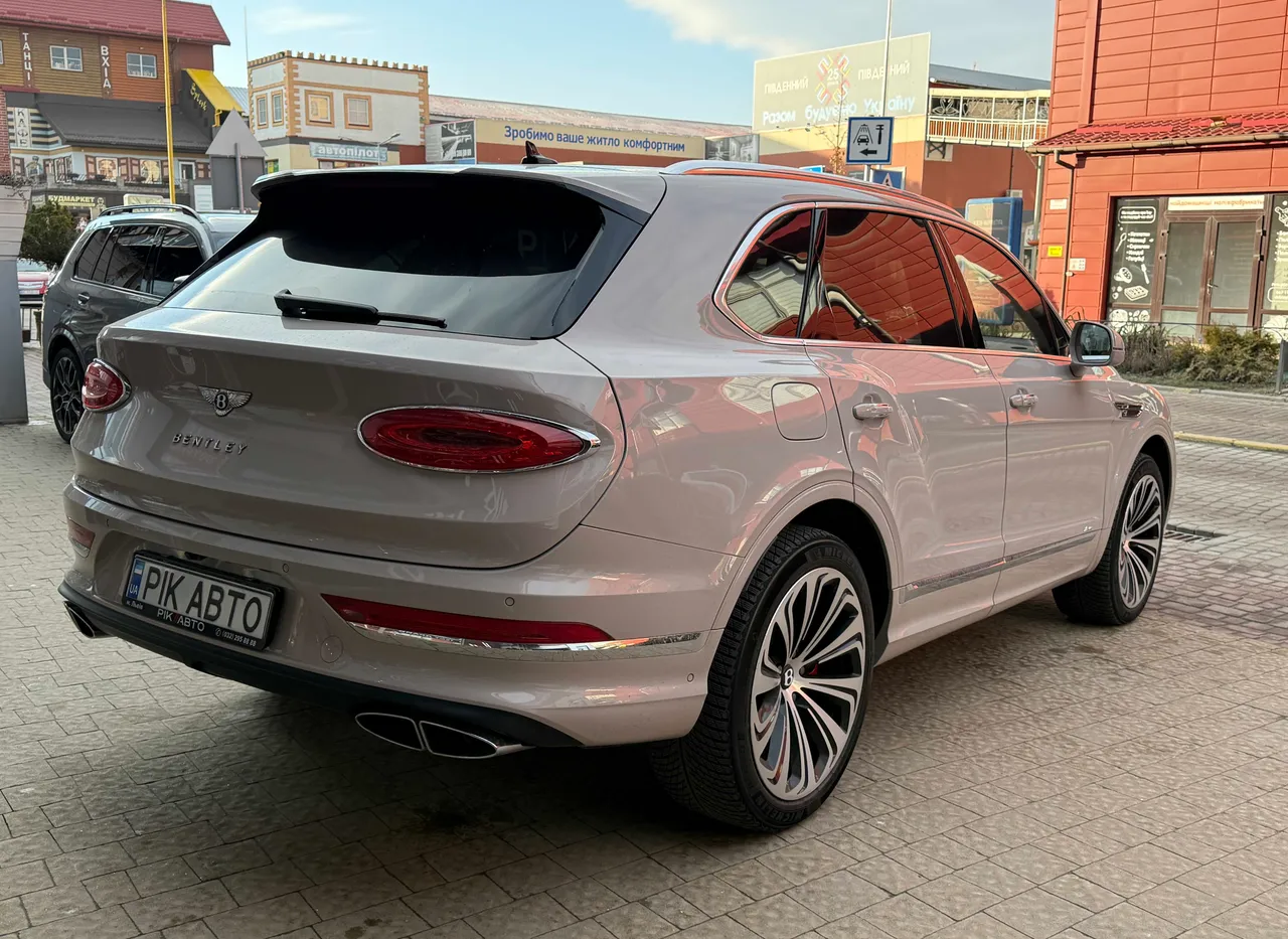 Bentley Bentayga - фото 7
