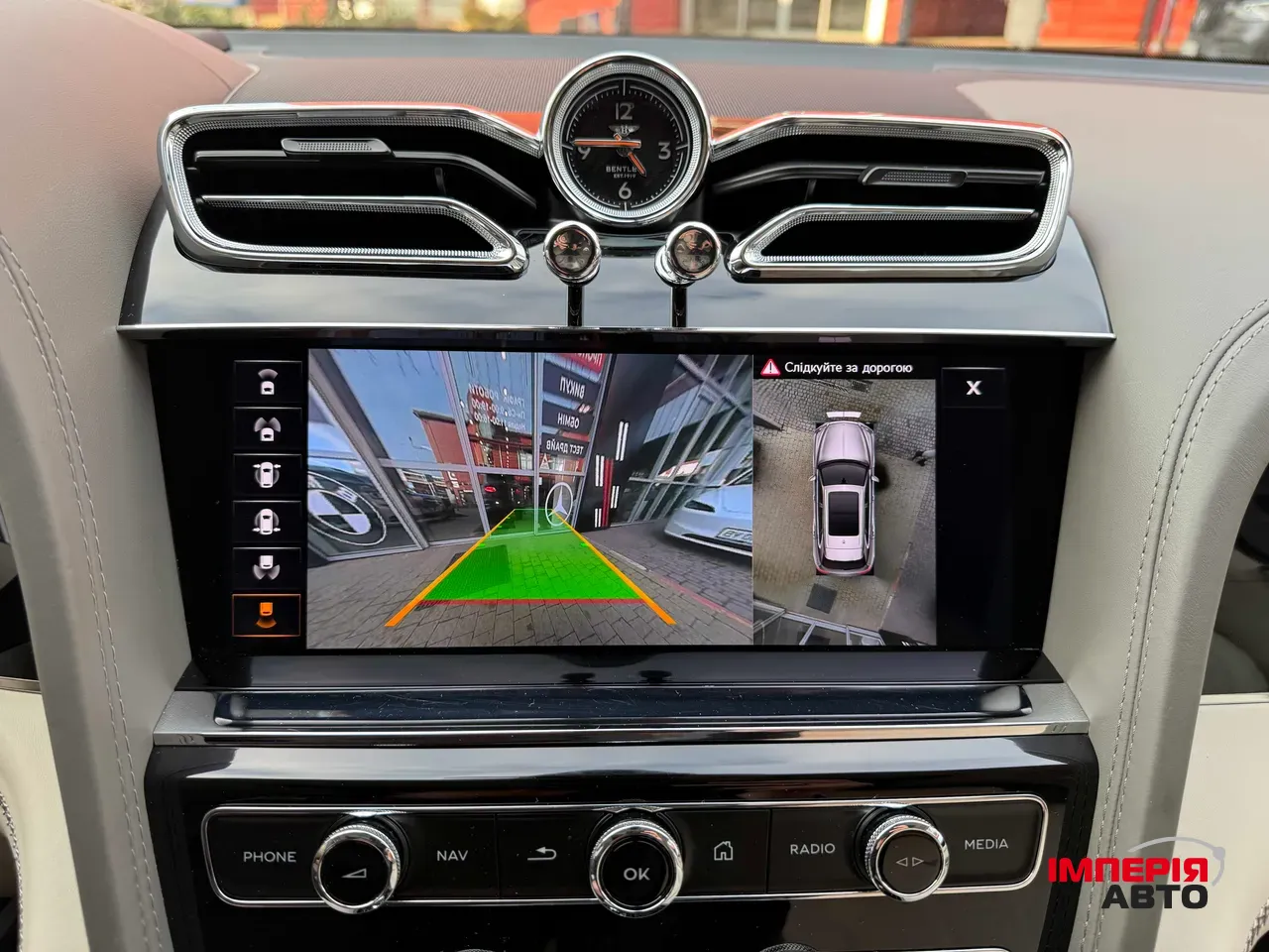Bentley Bentayga - фото 40