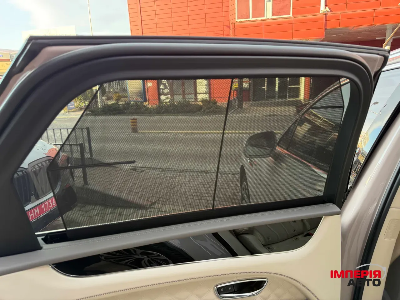 Bentley Bentayga - фото 53