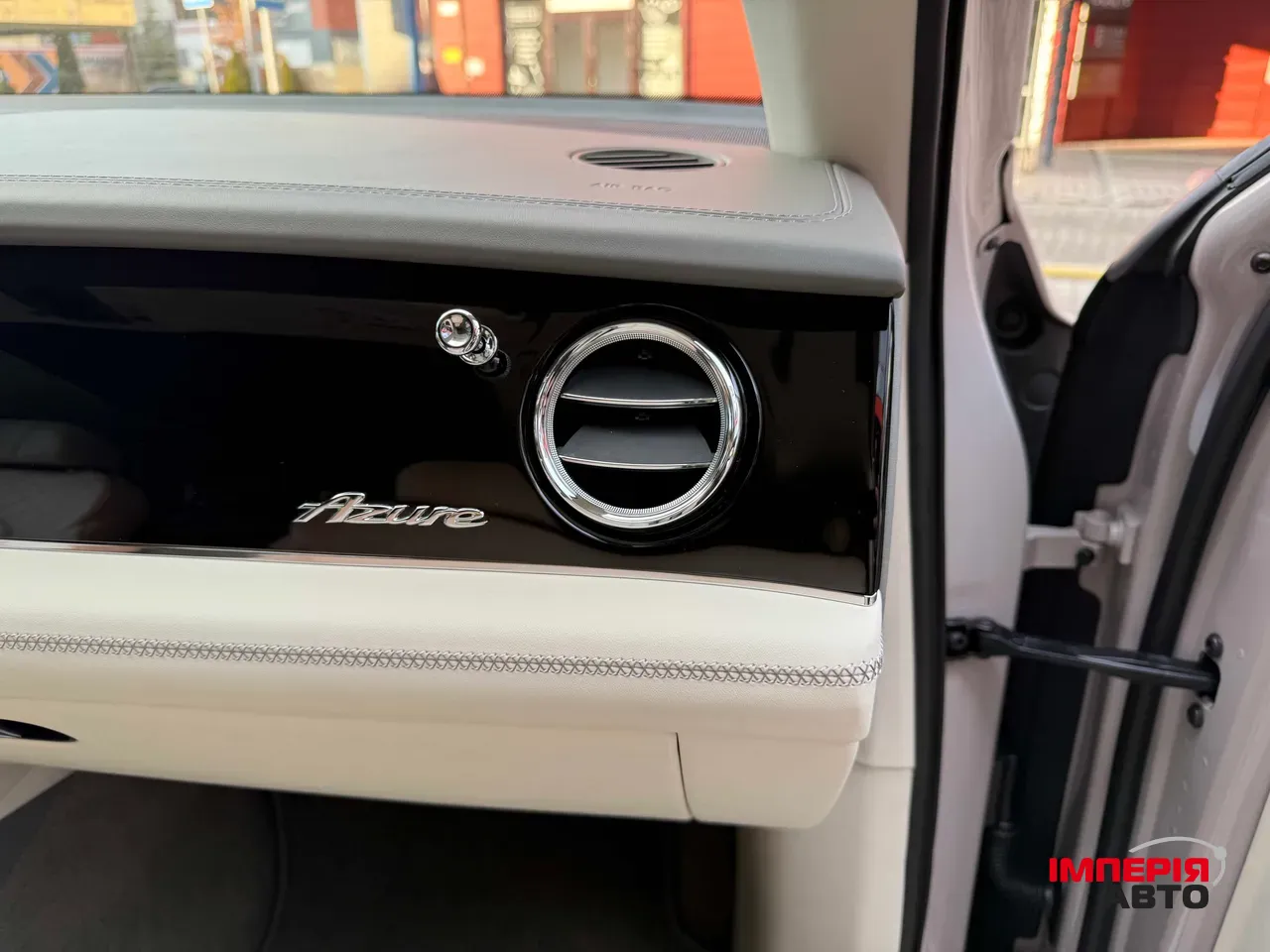 Bentley Bentayga - фото 75