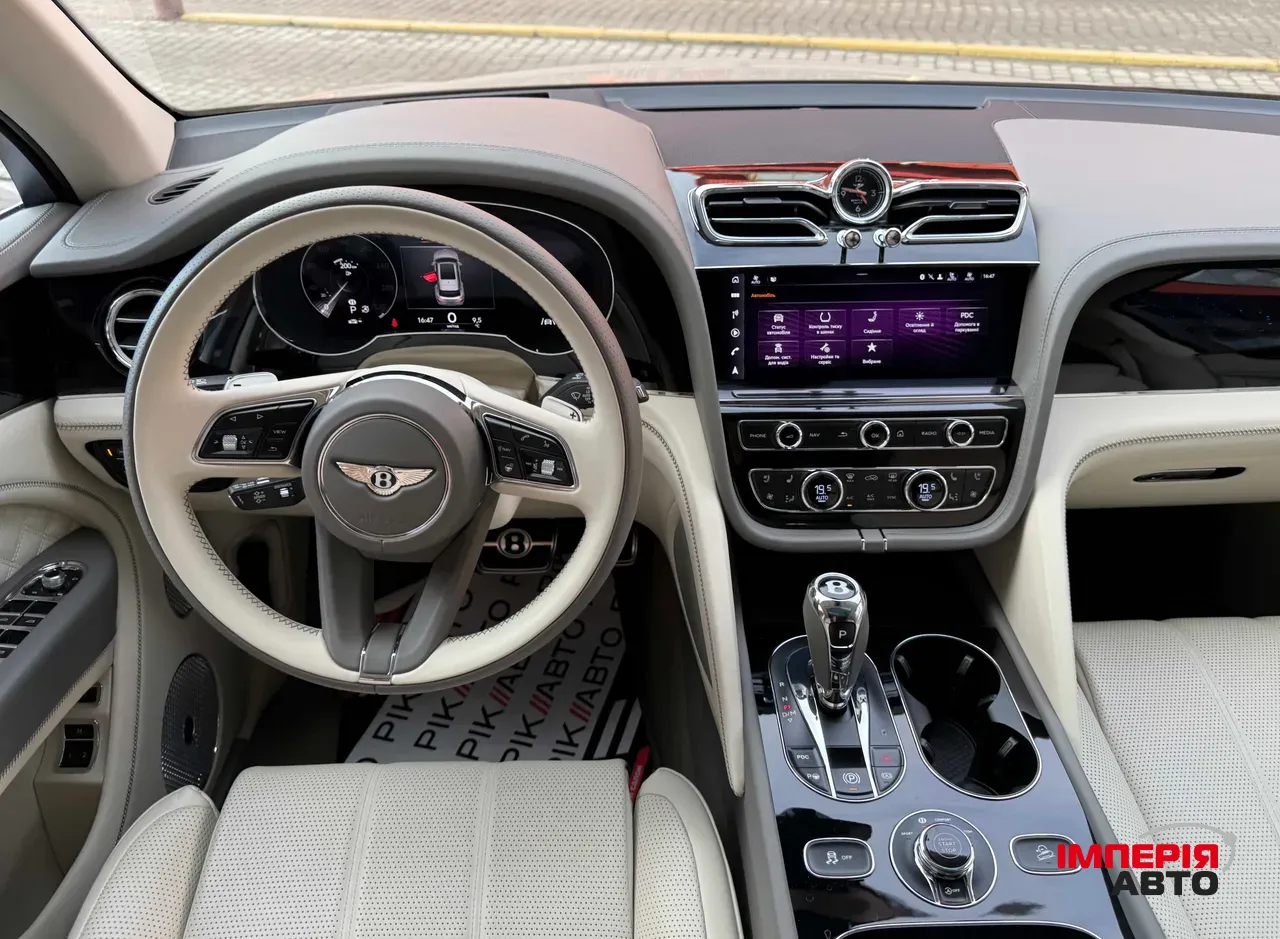 Bentley Bentayga - фото 61