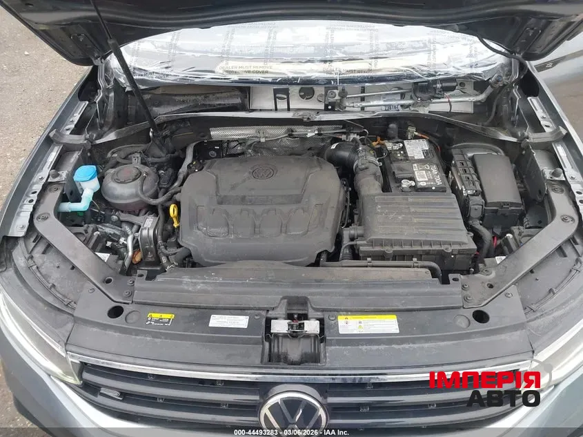 Volkswagen Tiguan - фото 11