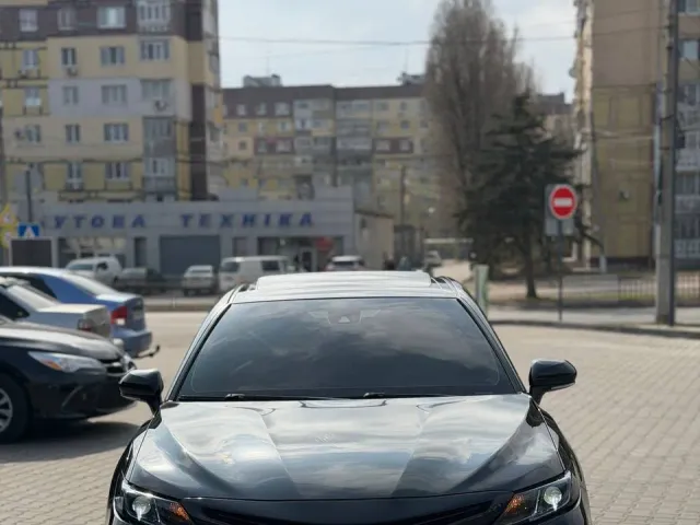 Toyota Camry - фото 5