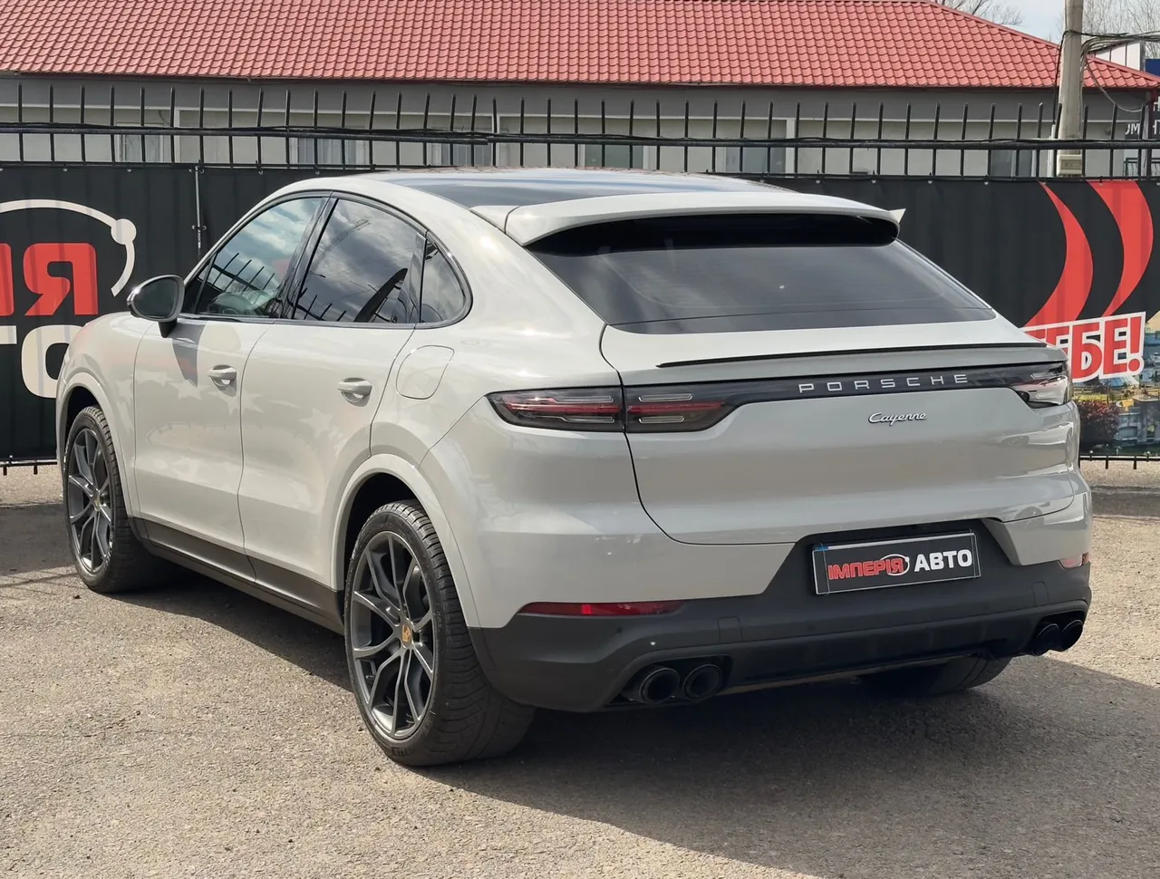 Porsche Cayenne - фото 7