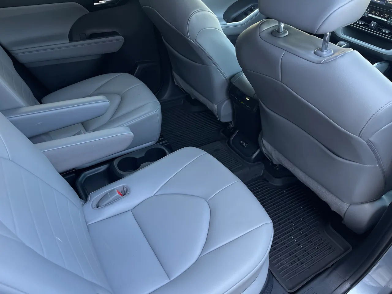 Toyota Highlander - фото 11